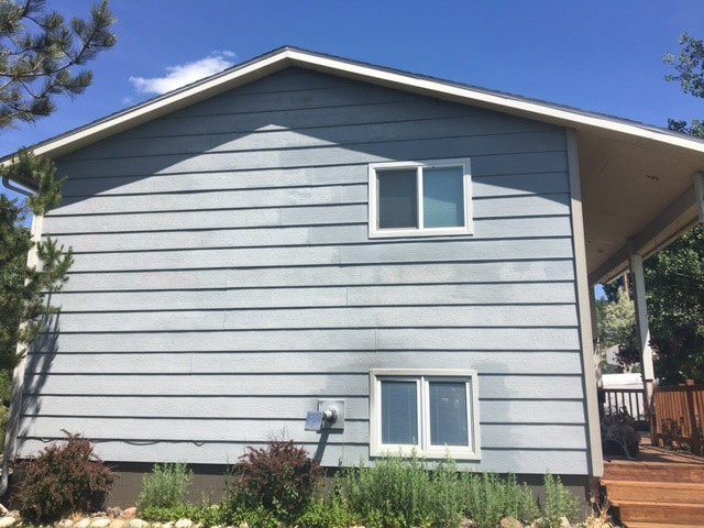 Faded exterior paint Baltimore County. When to paint the exterior of your house
