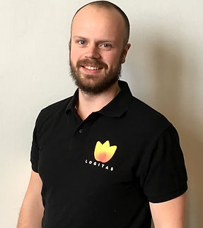 construction worker digging for error code.jpg