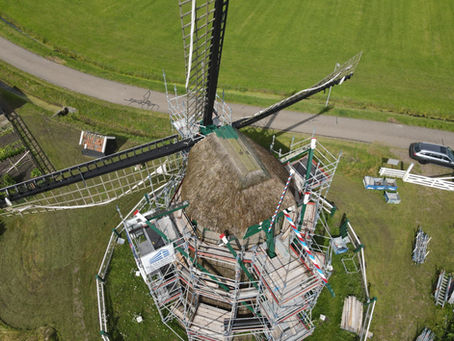 De Oude Knegt in de stijgers.