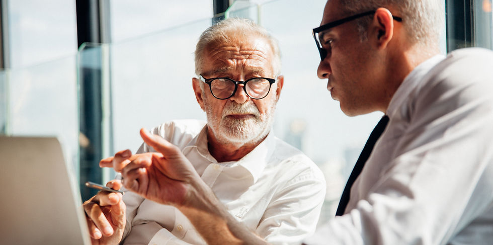 Ejecutivos retroalimentando