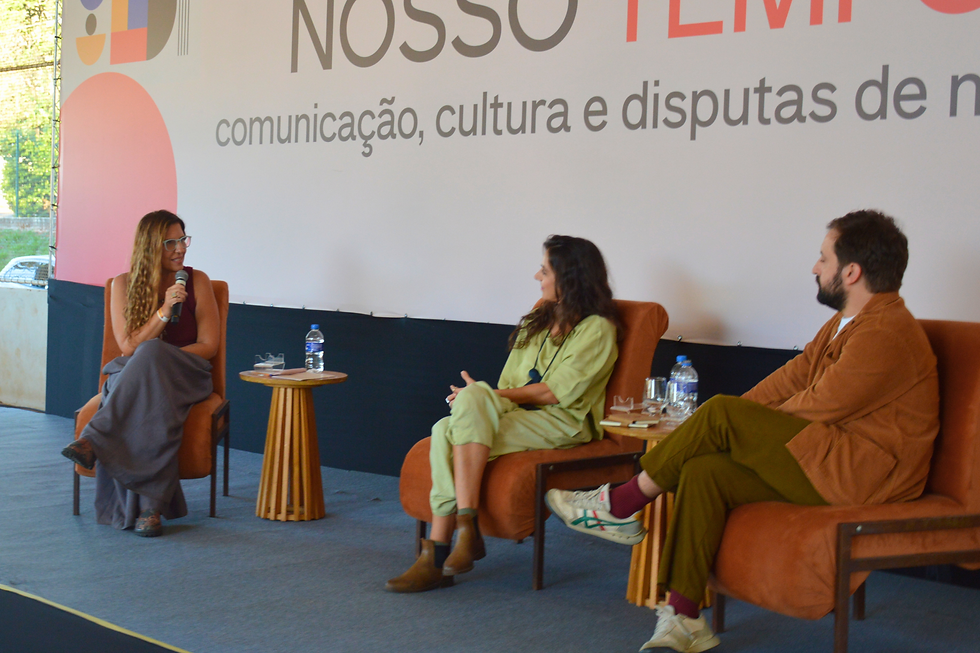Comunicação, cultura e disputa de narrativas mobilizam comunidade universitária em atividade do SINTET-UFU e ADUFU