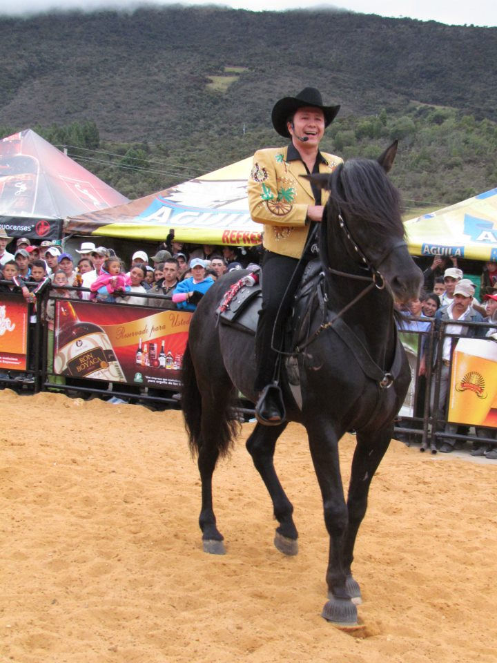 547767_482814048413341_1745389182_n