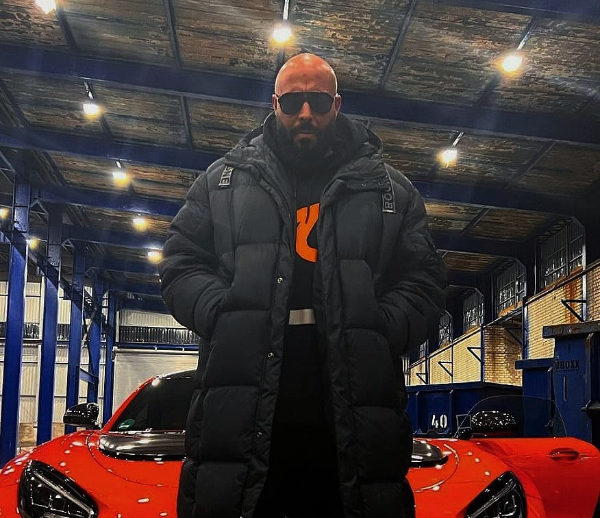 Volobabo - Droppt fette Ansage an TikToker Barrelo