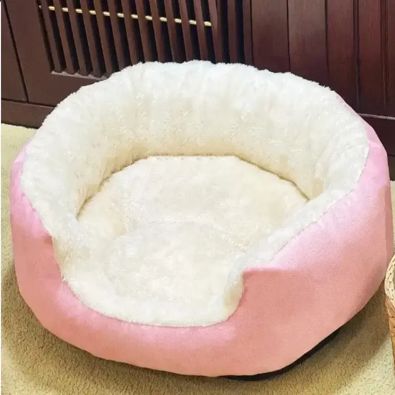 Miniatura: Cama suave y cálida para perros tipo nido