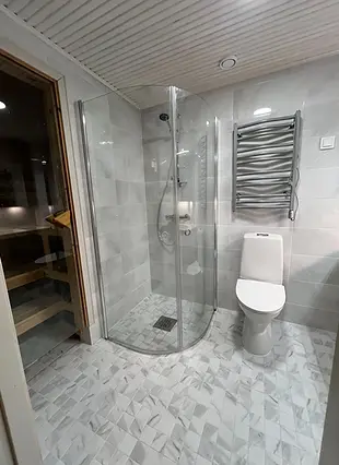 kyplyhuone ja sauna2.webp