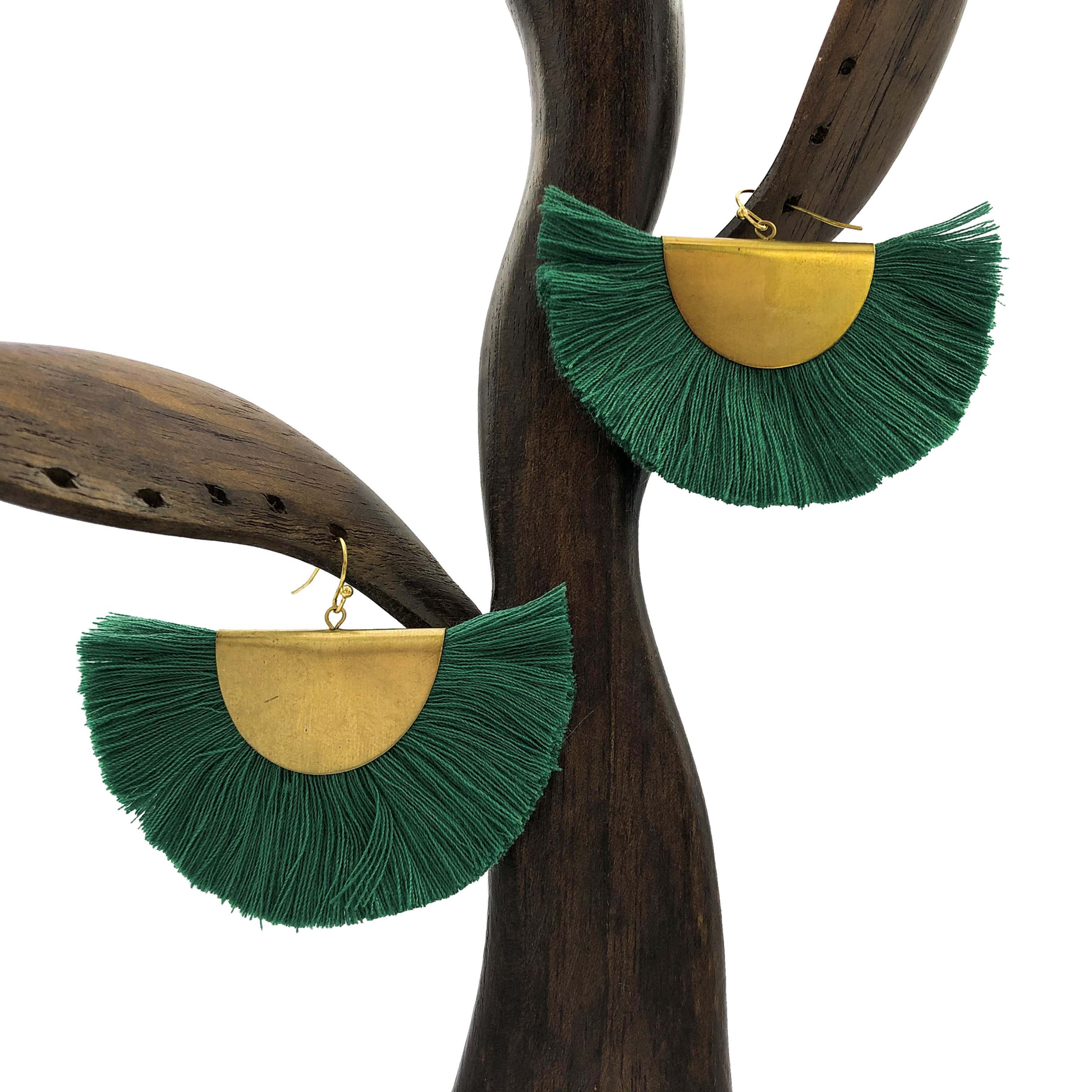 Pendiente brass de flecos