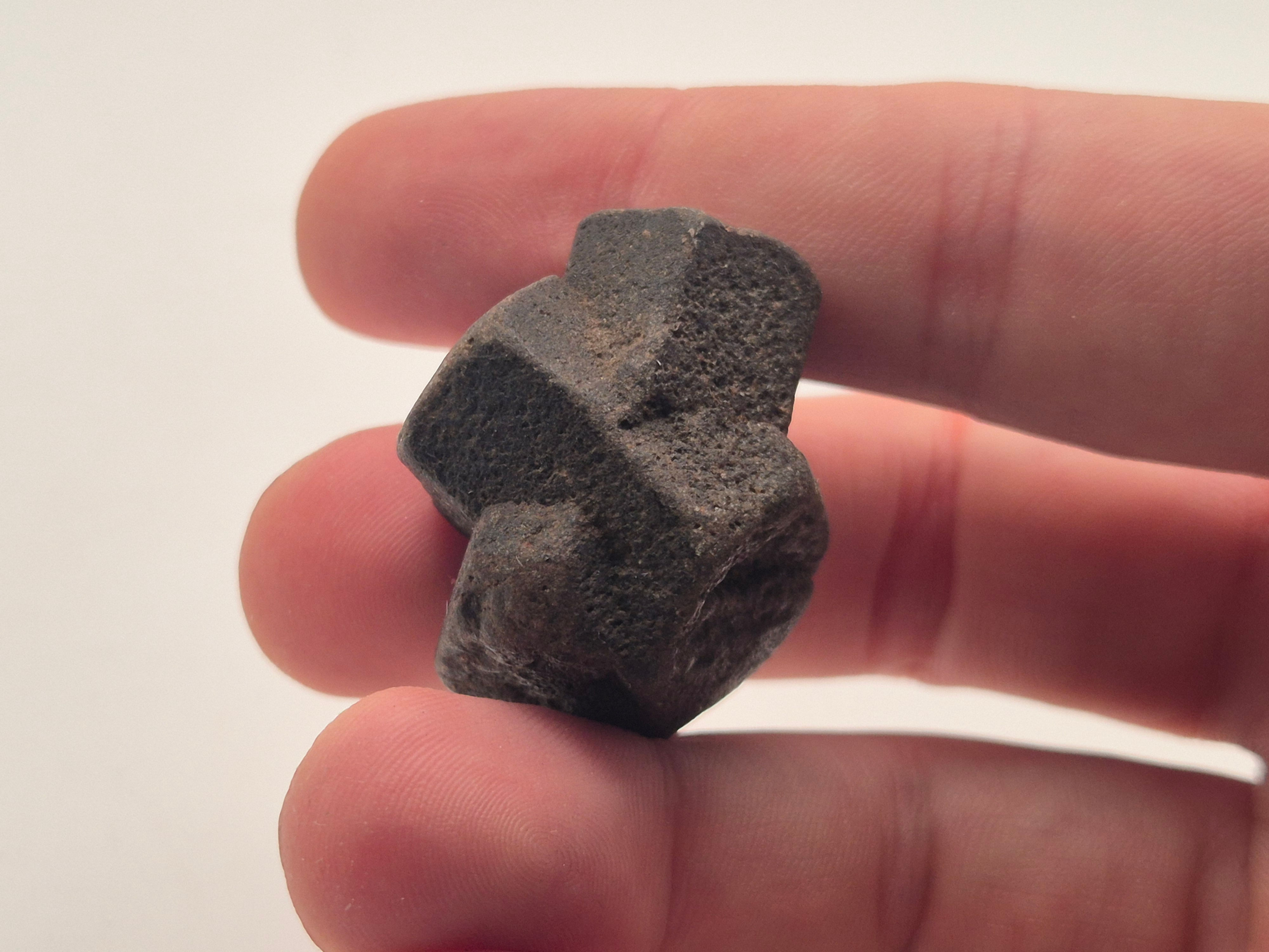 Staurotide, Pierre de croix de Bretagne 2.7cm