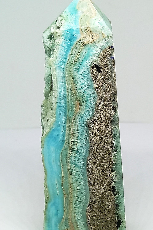 Aragonite bleue ( calcite des caraïbes ) 11cm