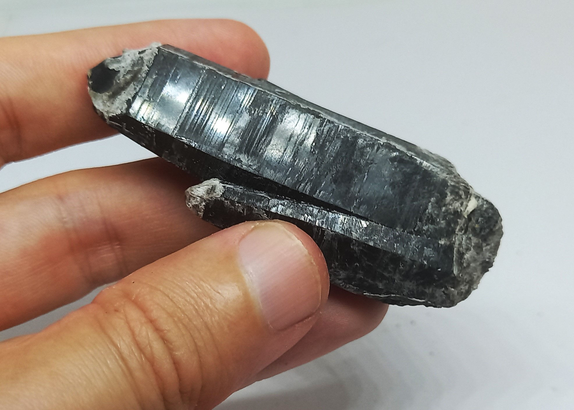 Quartz morion irradié 6.5cm