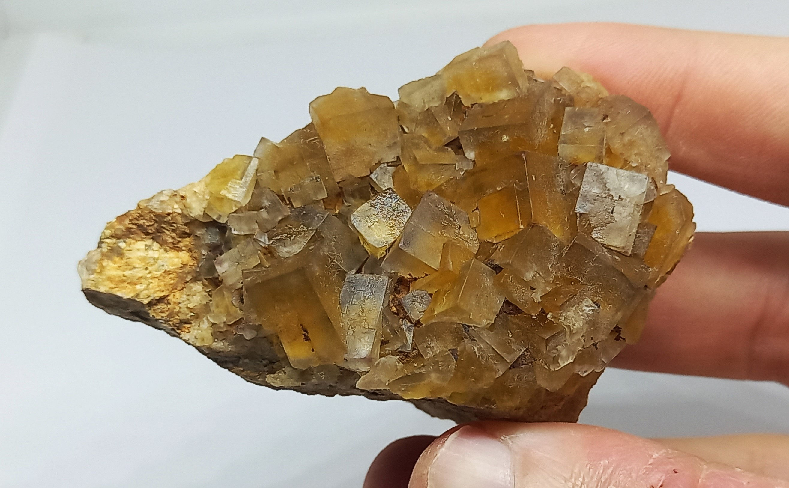 Fluorite de Valzergues 6.5cm