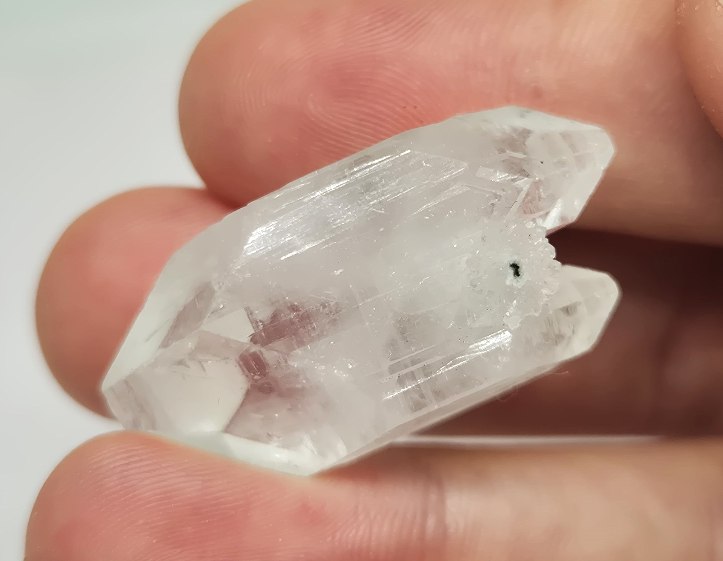 Apophyllite biterminée 3.4cm