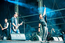 Stone Broken-7907.jpg