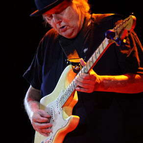 Walter Trout + Alastair Greene Islington Review 29/5/23