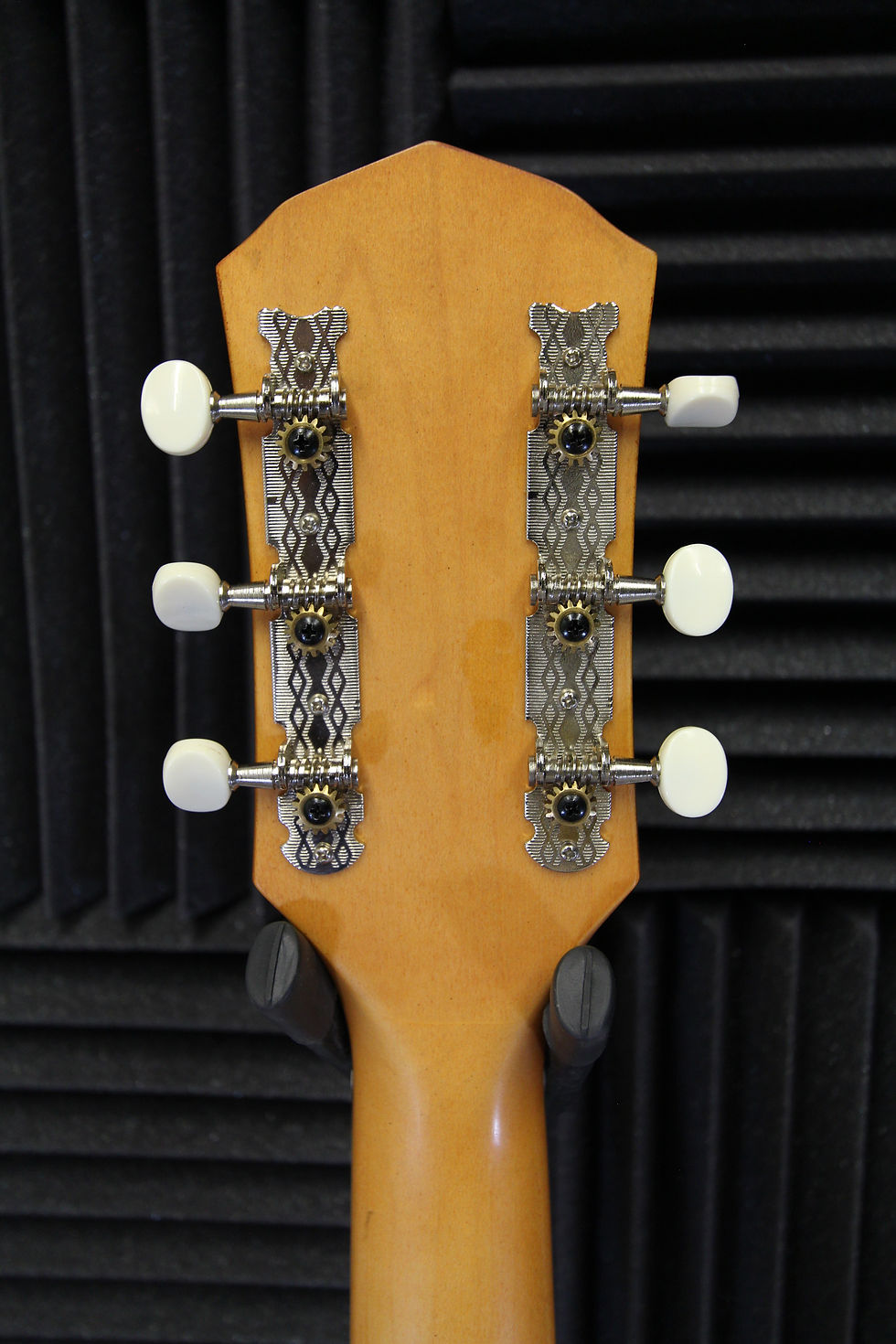 Thumbnail: Fender Tim Armstrong Sig Hellcat Acoustic