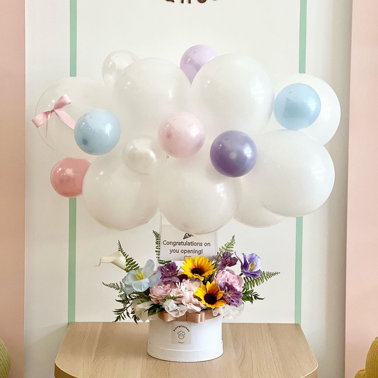 Cloud Balloon with Flower