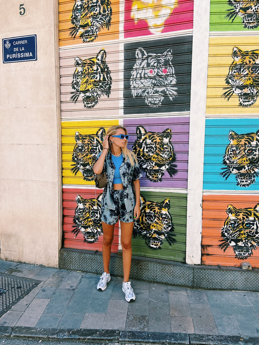 Thumbnail: Tie & Dye blouse in grey