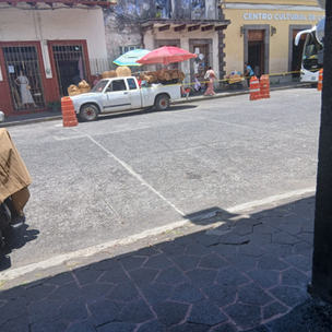 ¿QUÉ ESTÁ PASANDO?