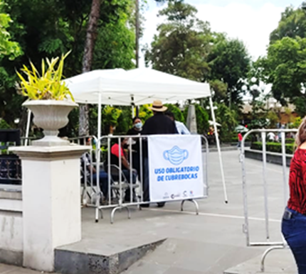 Parque continúa cerrado