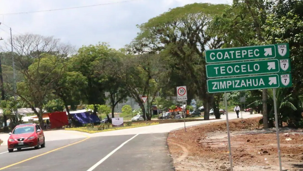 Llamado a planear recorridos a Xico Por fiesta patronal se complica el tráfico