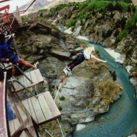 NZ bungy jump2_edited