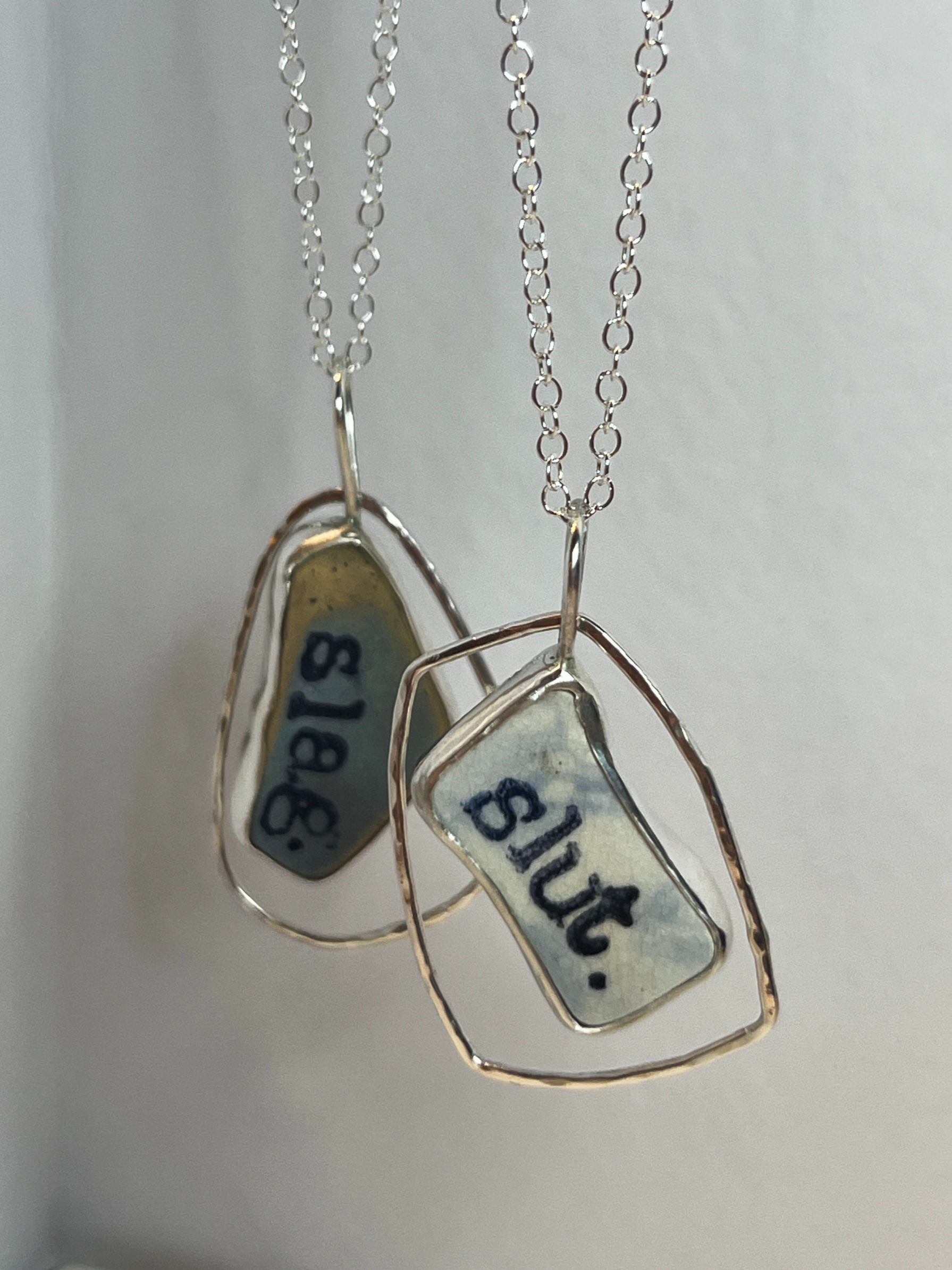 Unique Keepers X Fugly Plates Beach Treasures Pendant (with silver)