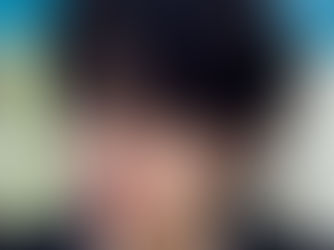 【👍經典不敗側分短髮微捲造型 😎帥氣中展現斯文穩重感】#側分微捲造型 #男士中短髮造型 #斯文穩重風格