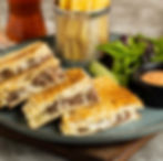 Kavurmalı Bazlama Tost