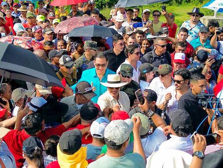 Presidenta Xiomara Castro supervisa construcción del puente Manacal en Cofradía, Cortés