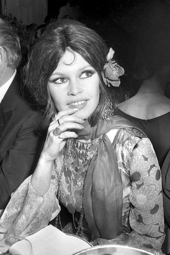 BRIGITTE BARDOT | galleryhuguesvassal