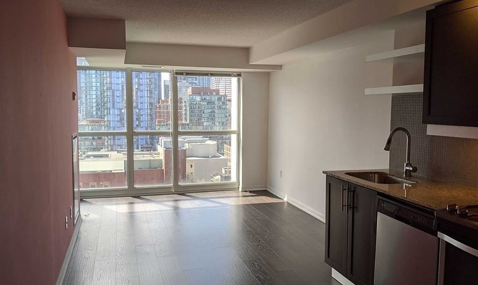 1911-400 Adelaide St E, Toronto, ON M5A 4S3