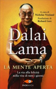 copertina del libro raffigurante il Dalai Lama
