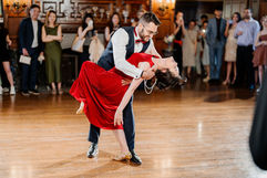 Thornewood Castle- Tiffany Stumpf Photography-First Dance