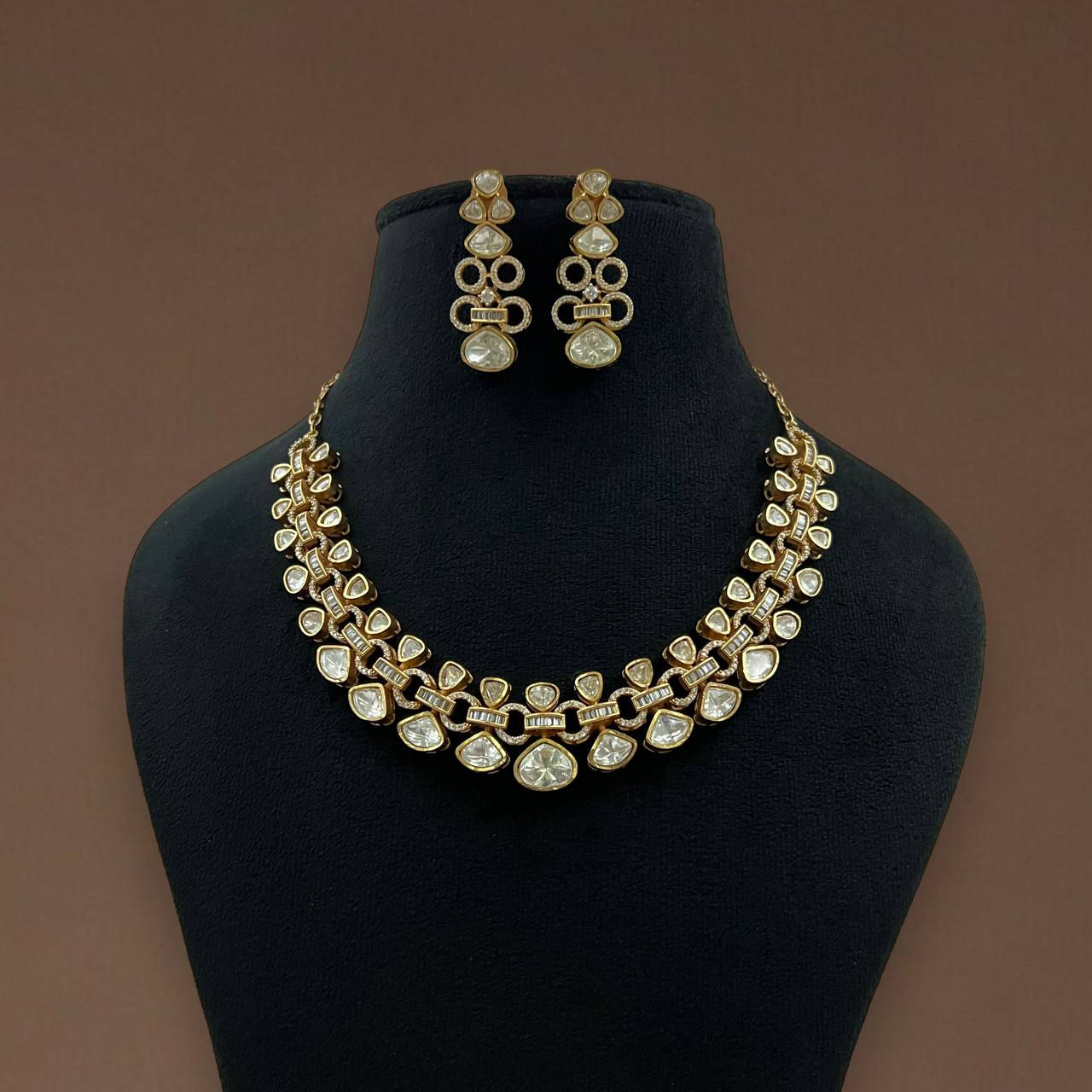 AZIZAH MOISSANITE POLKI NECKLACE SET