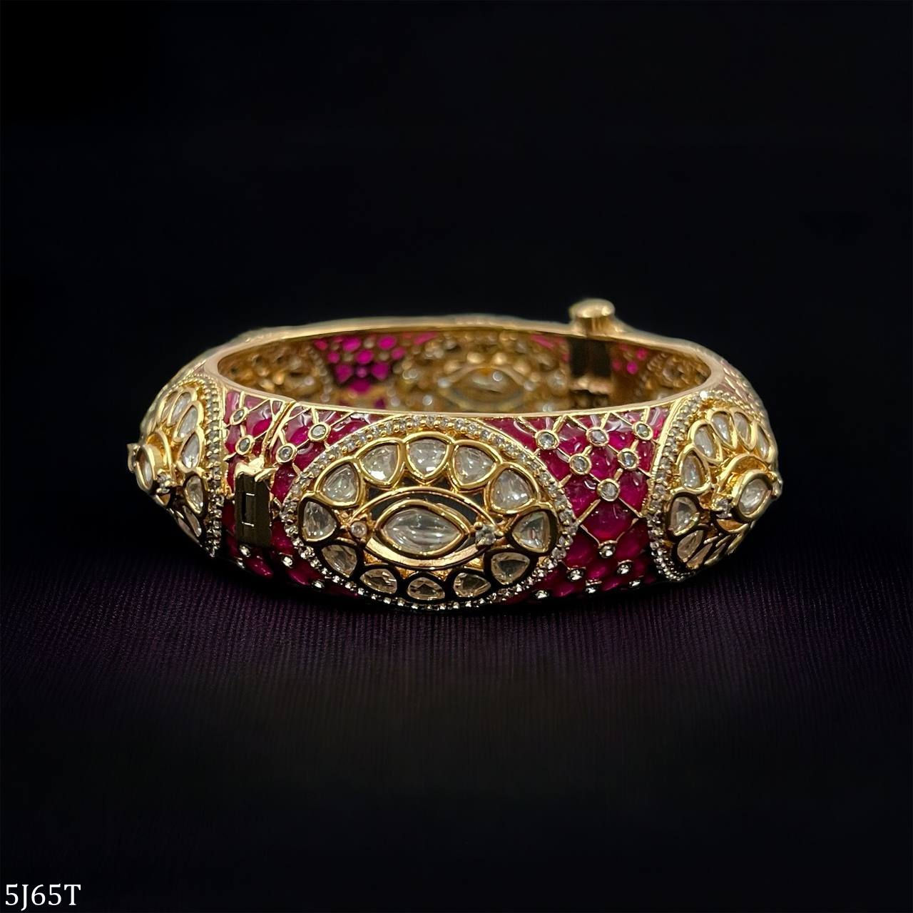 ALAIRA KUNDAN BANGAL - SINGLE