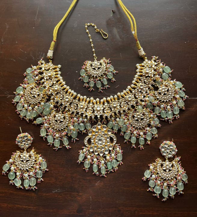 HEZZA GREEN KUNDAN NECKLACE