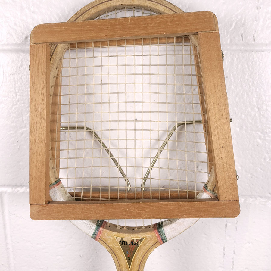 Miniature : Raquette de tennis en bois avec presse vintage