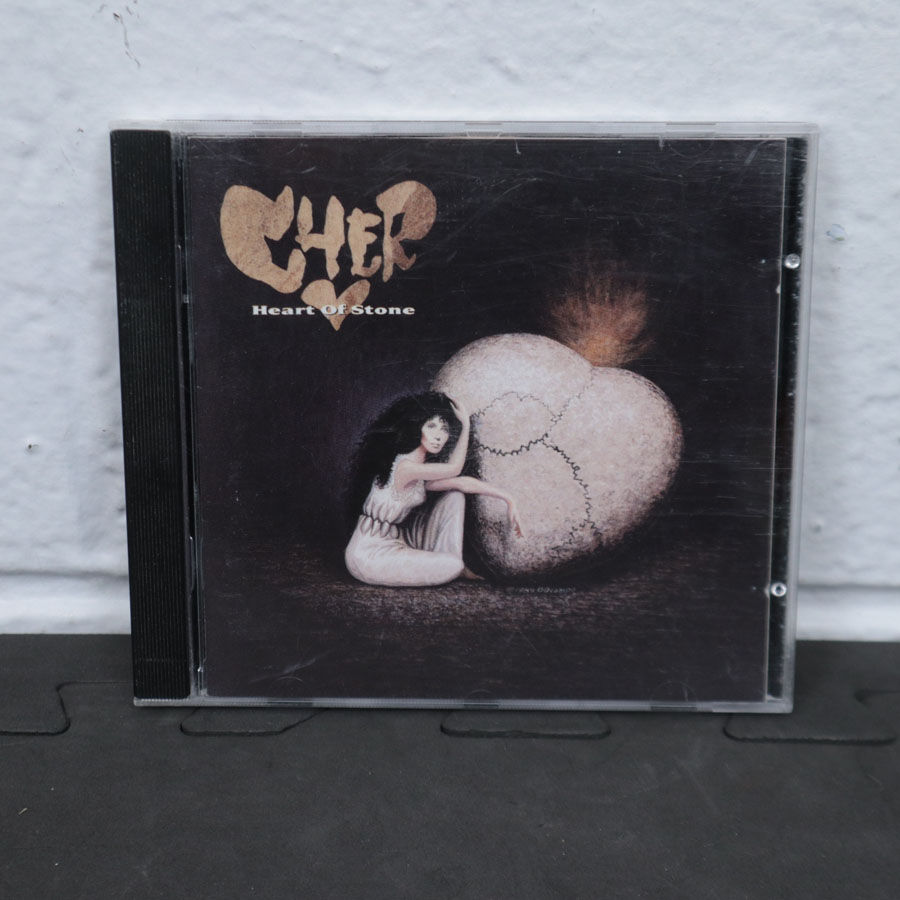 Heart of stone / Cher