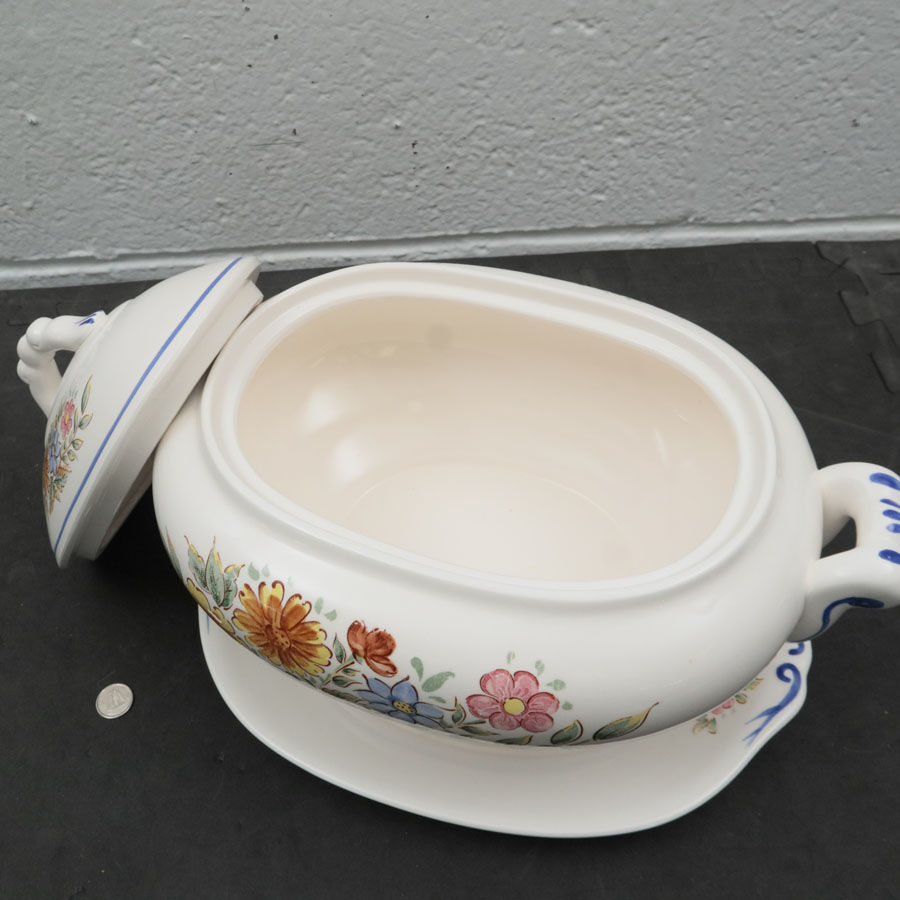 Miniature : Magnifique soupière