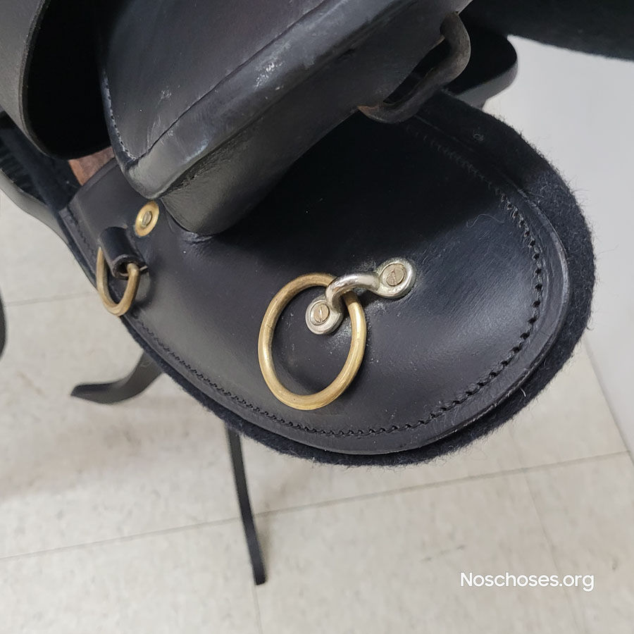 Miniature : Selle de randonnée avec étriers