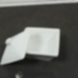 Miniature : Petit beurrier ou plat en porcelaine