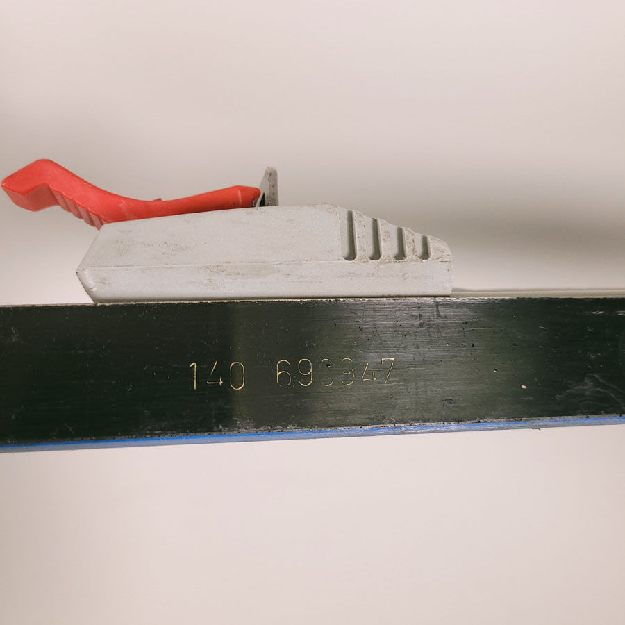 Miniature : Skis de fond Kharu avec fixations