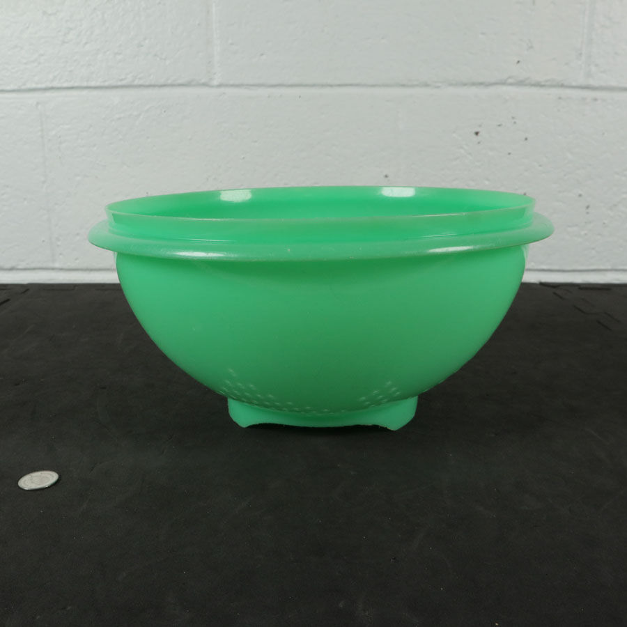 Passoire de plastique Tupperware 