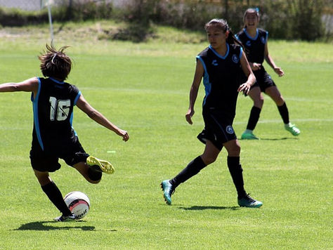 Puebla Femenil listas para su debut este domingo