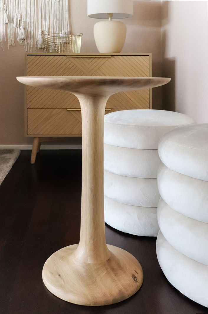 lianna accent table
