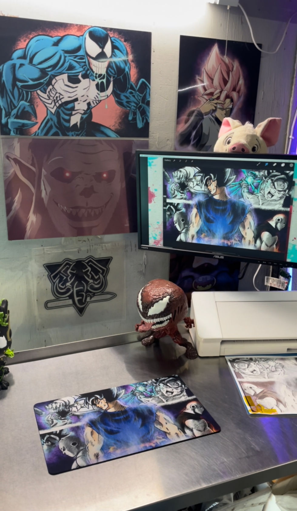 Thumbnail: UI Goku mousepad