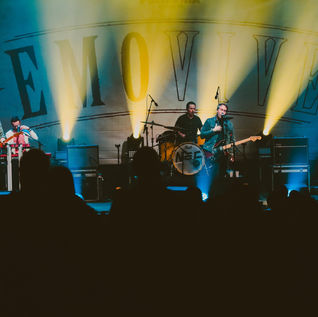 Entre gritos, acordes e memórias: o EMO VIVE levou Porto Alegre de volta aos anos 2000