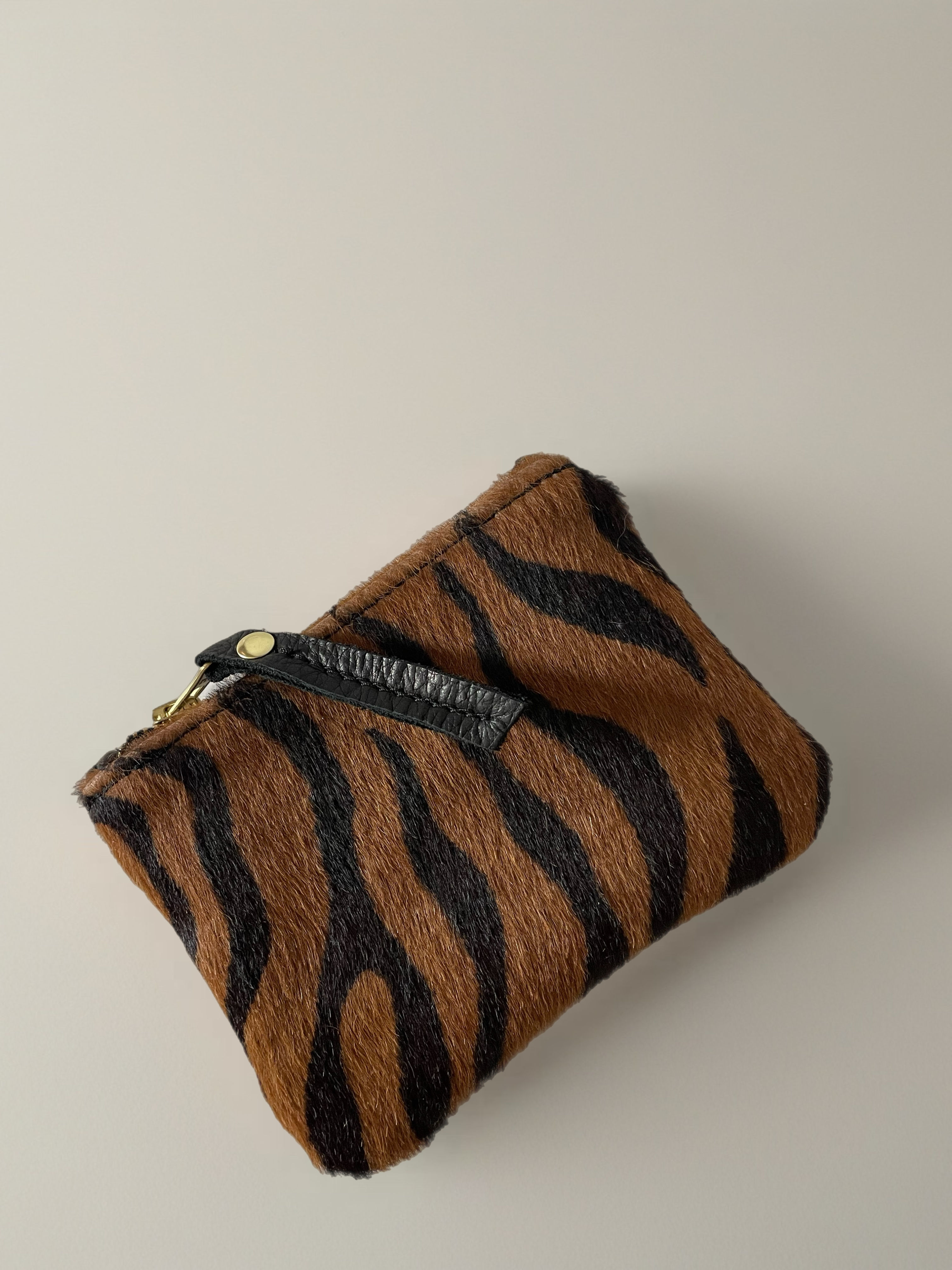 MeMe Clutch limited drop