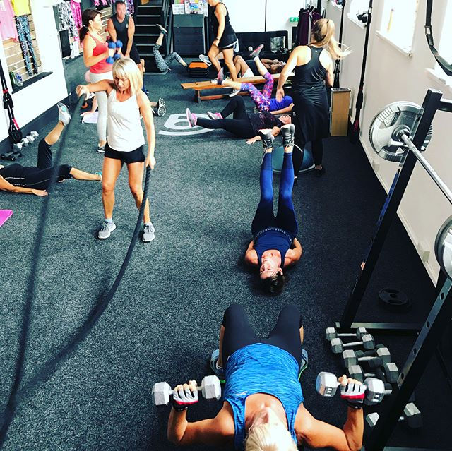 💪💪💪💪 Big effort at tonight’s 6pm Fit