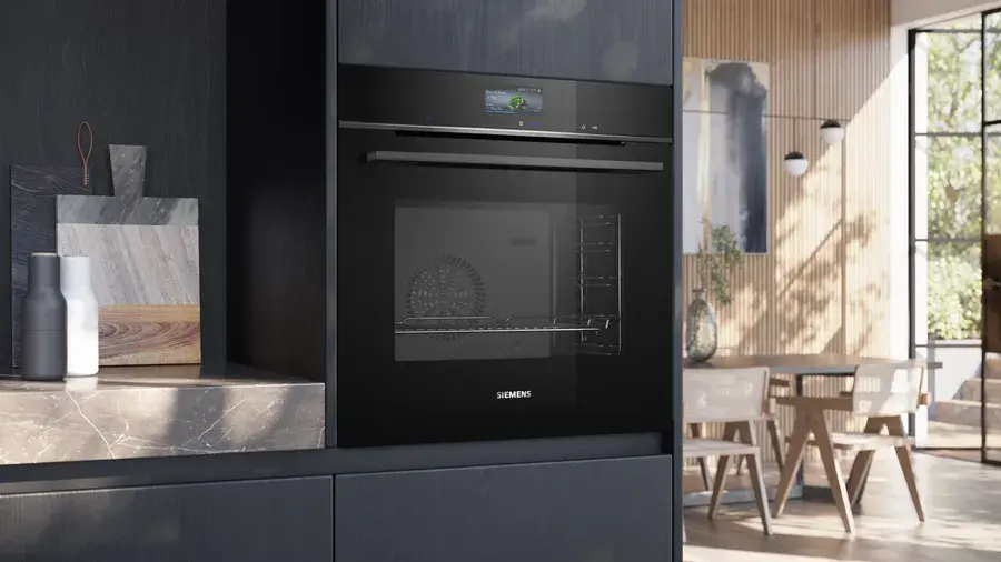 Thumbnail: SIEMENS - iQ700 Built-in Oven