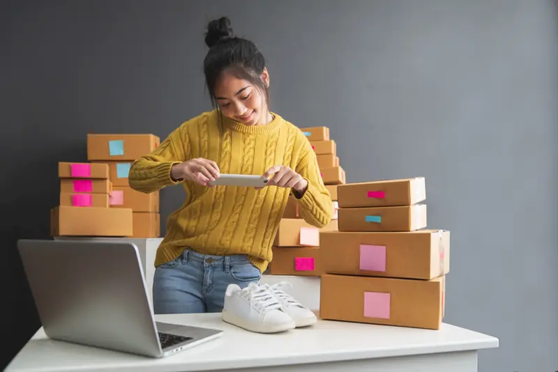 ecommerce delivery 4.webp